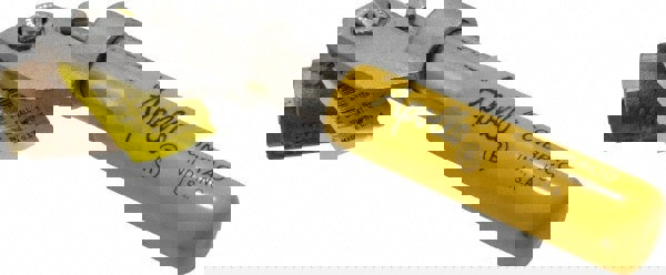 Standard Manual Ball Valve: 1/4